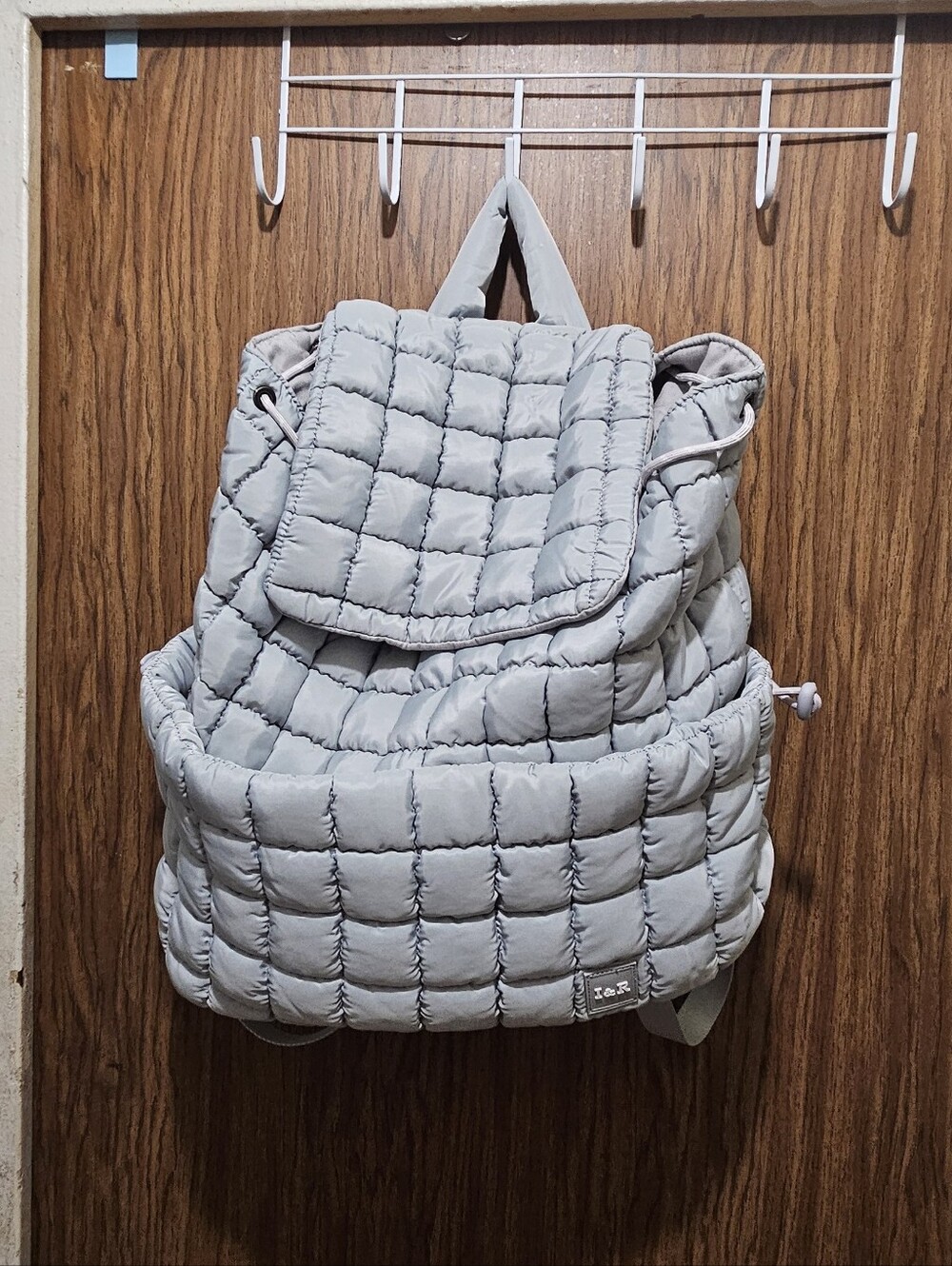 Quilted Light Gray Women's Backpack - Unbranded